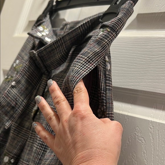 MAJORELLE Plaid Trousers with Floral Embroidery - Picture 8 of 12